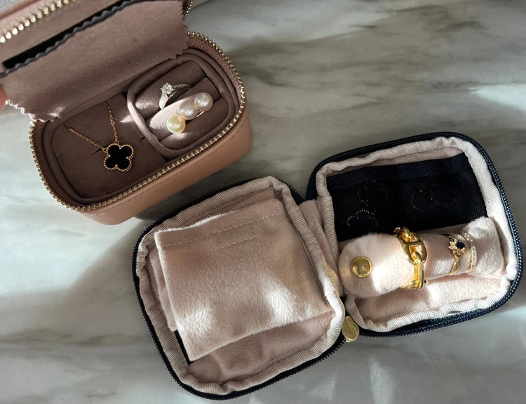 旅行やお出かけに!ジュエリーポーチは日本発ポーチブランドARTISAN&ARTIST(アルティザン&アーティスト)が最高だった!_5