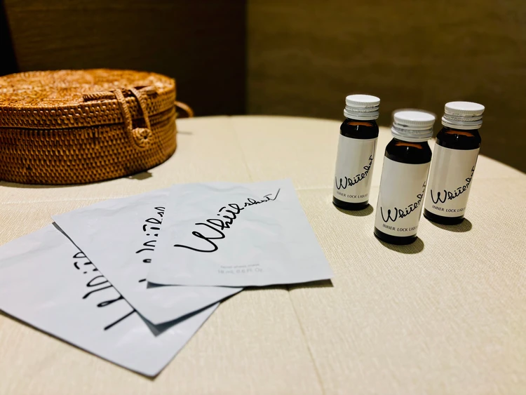 POLA ホワイトショット