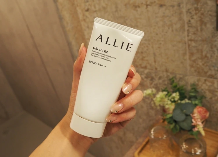 旅行にも持って行った愛用の日焼け止め ALLIEアリィー