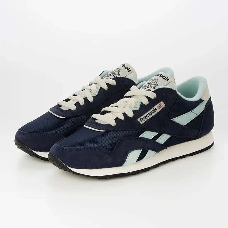 リーボック　クラシックナイロン　ネイビー