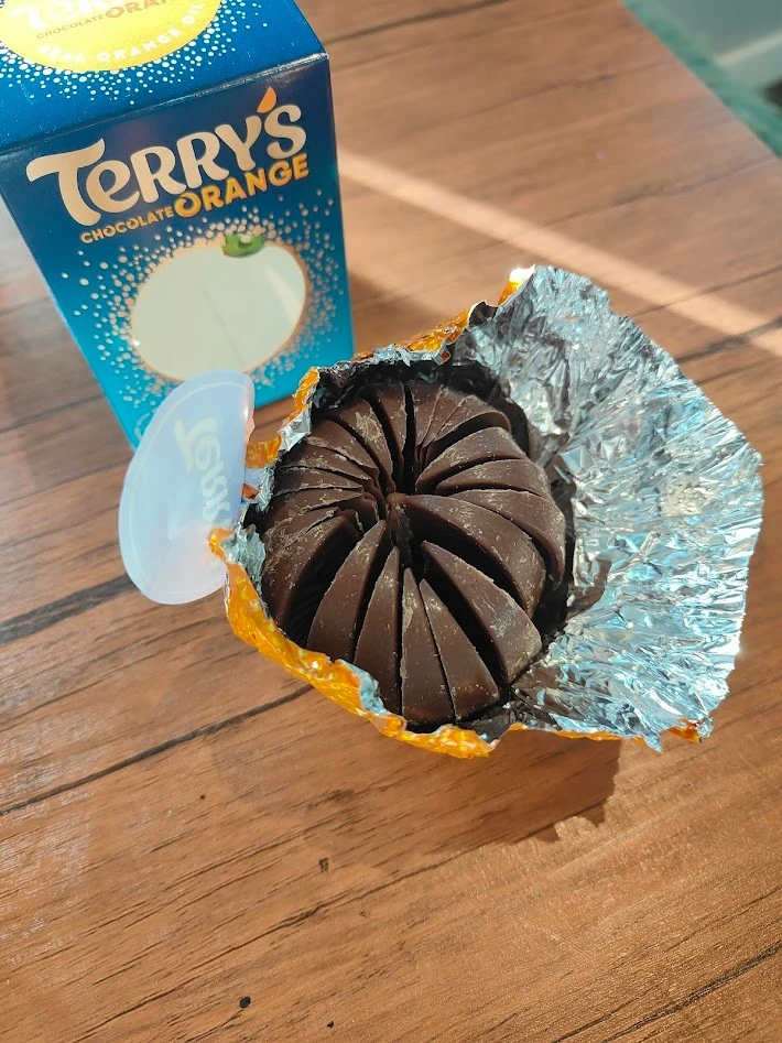 TERRY’S テリーズ チョコレート 中身 オレンジ