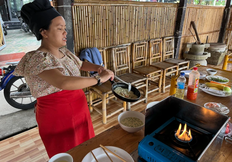 【2泊3日で行けるベトナム】料理教室とココナッツボート体験_4