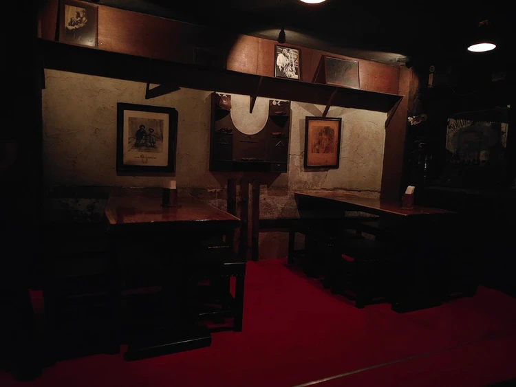 サクソフォン パブ&レストラン