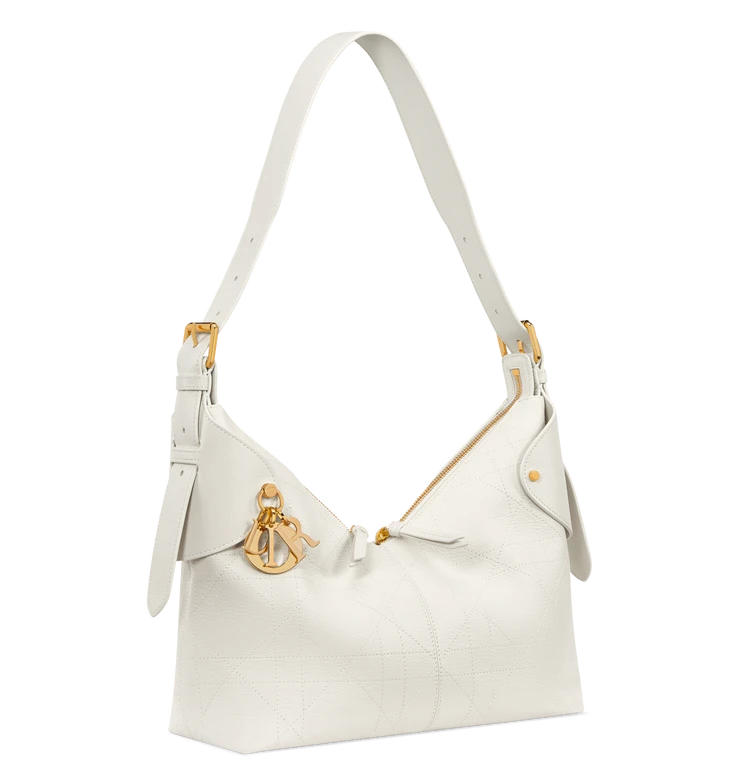 「ディオール ヴォヤージュ」バッグ ミディアム¥730000 ホワイト系