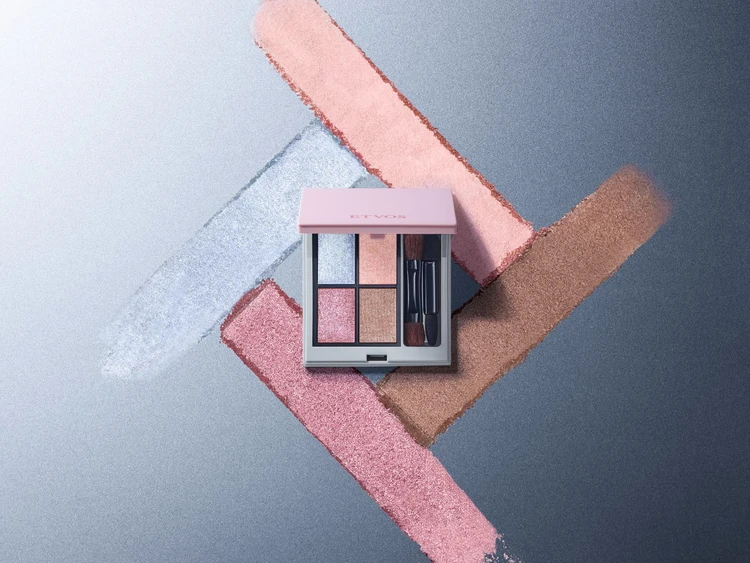 ETVOS エトヴォス 2025 ホリデーコレクション クリスマスコフレ 限定コスメ ミネラルクラッシィシャドー 限定1種 ¥4620(2025年11月5日限定発売)