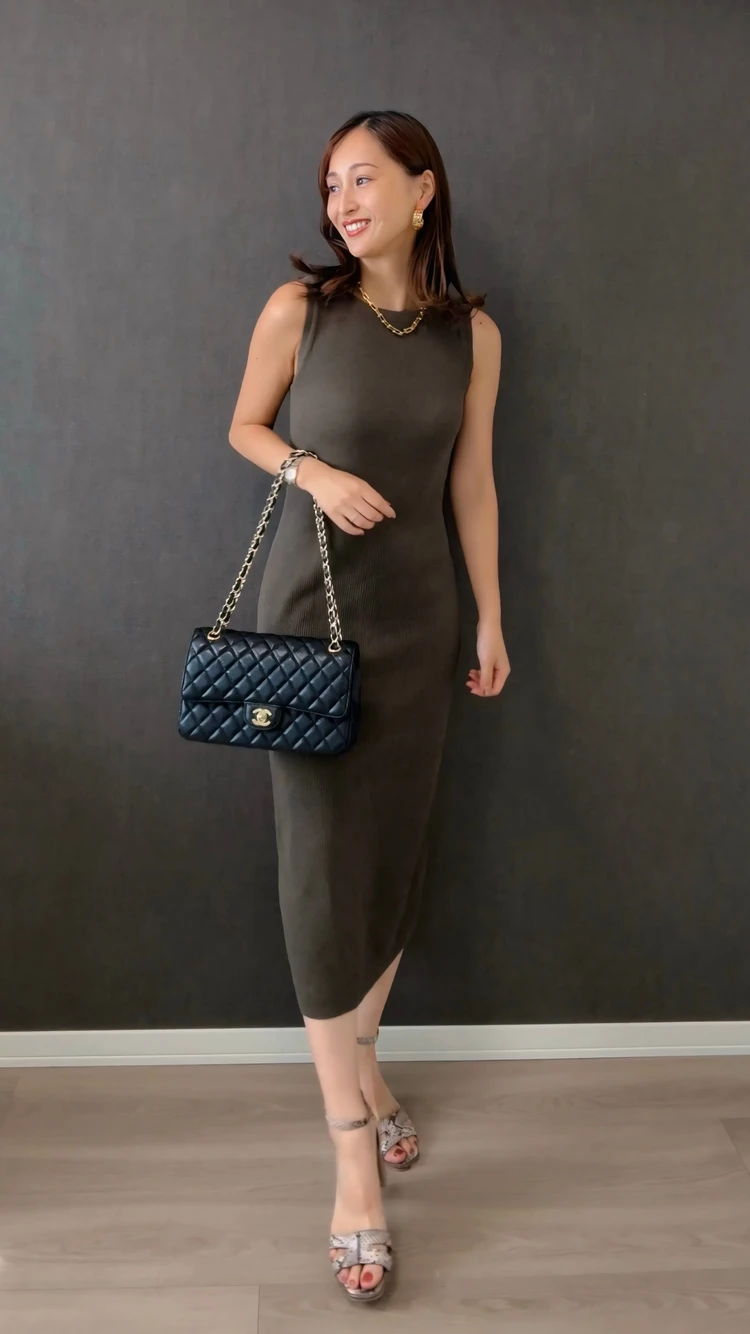 【ユニクロ】ウォッシャブルニットブラトップワンピース着用