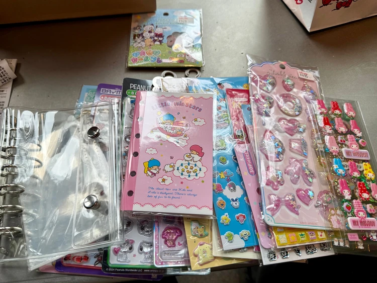 懐かしい！30代女子がハマる「シール帳」大公開｜購入先まとめ＆意外な入手先も_6_1