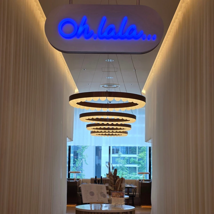 【W大阪】3000円台で楽しむ、パン&デザート食べ放題ランチ_1_1