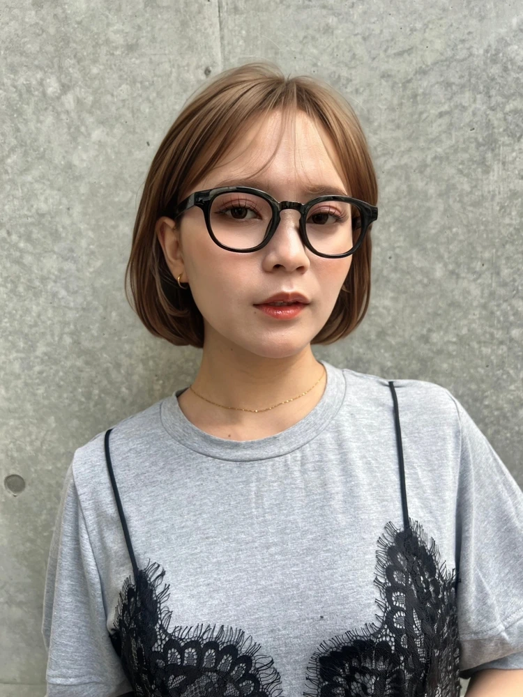 30代 髪型・ボブの正面