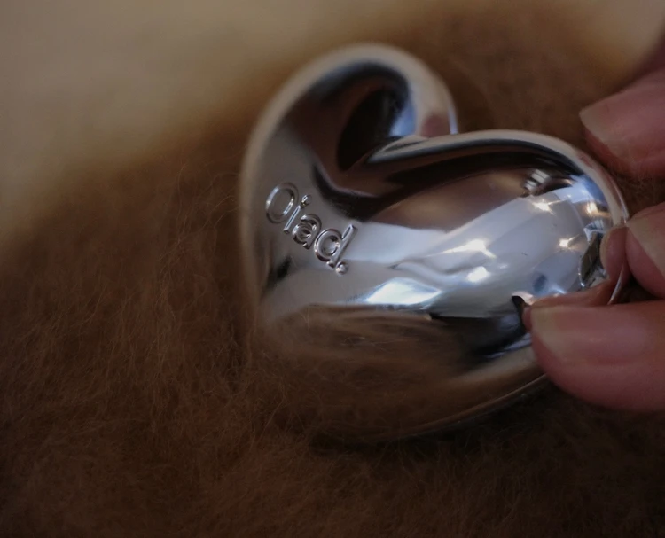 韓国コスメ】Oiad『シルバーパーズムースクリームリップ＆チーク』_2