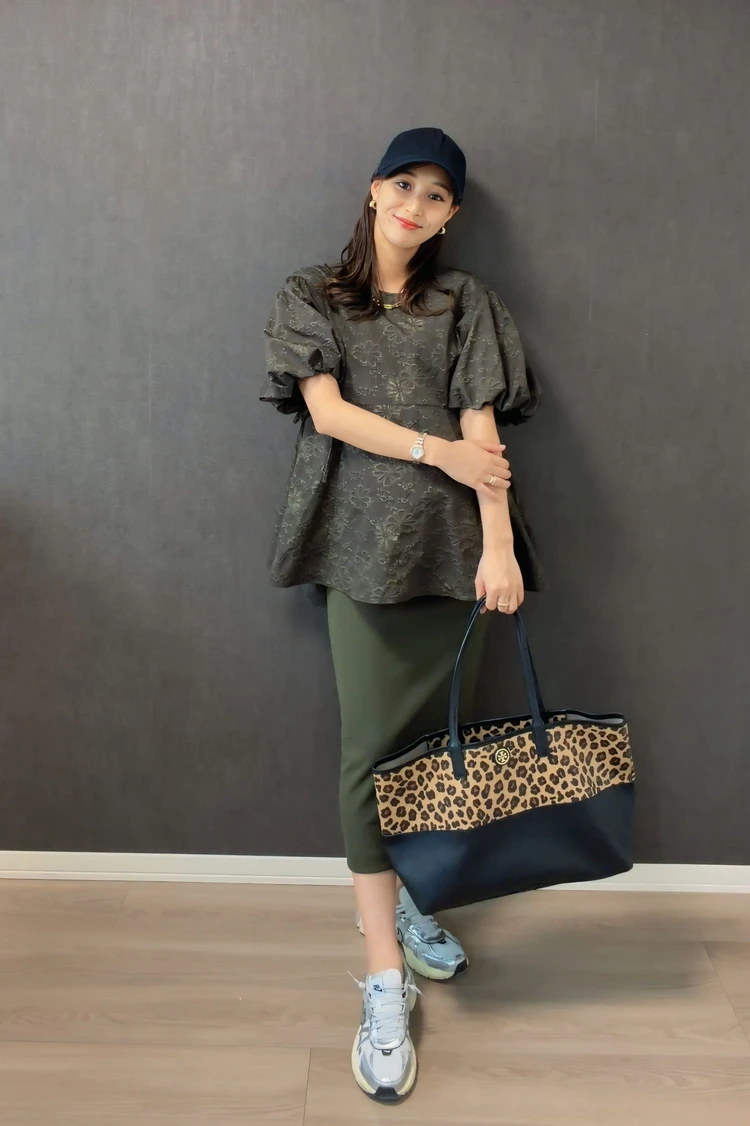 【GU×rokhコラボ】 バルーンスリーブチュニック / 着用コーデ