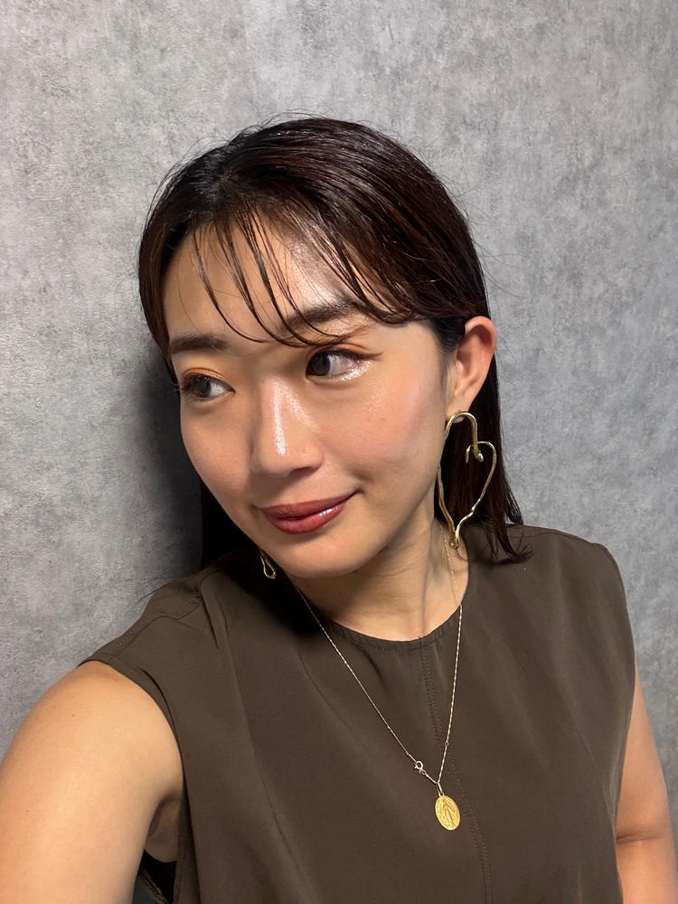 【不器用さんのヘアスタイリング】夏の紫外線対策×結婚式参列スタイリング/ALLIEのヘアバーム使ってみた_5