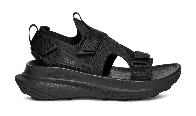 Teva Aventrail￥20900 ブラック