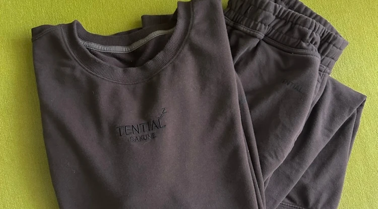 話題の「BAKUNE（バクネ）」、本当に効果あるの？って疑っていたけれど……【エディターズピック】