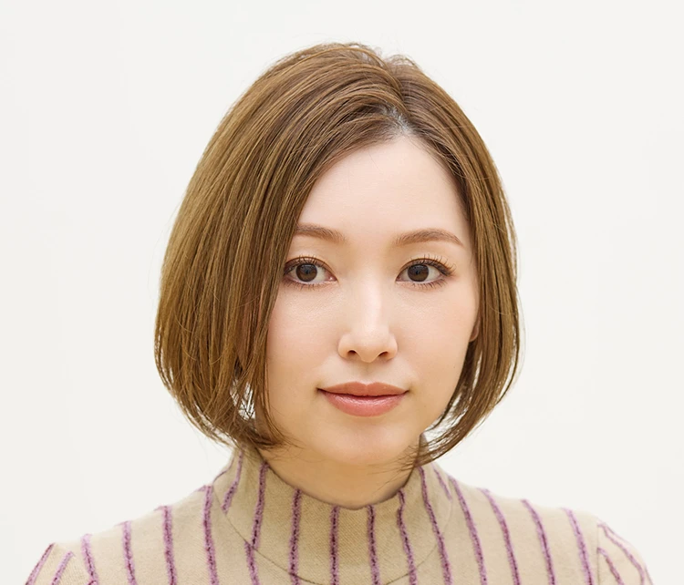30代ー40代髪型・ショートボブの正面