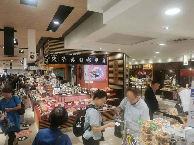 ビールからワイン、日本酒まで！築地・鈴富の最強おつまみ「鮪から揚げ」を年末のお供に #手土産部_3_1