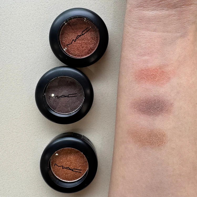 M·A·Cのホリデーコフレ♡リキッド&パウダーアイシャドウ徹底レビュー_5