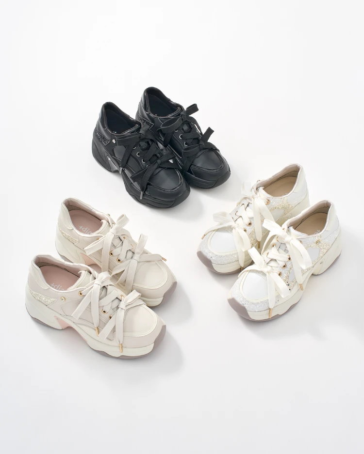 プラスダイアナ　VOLUME SOLE SNEAKERS 各￥19800