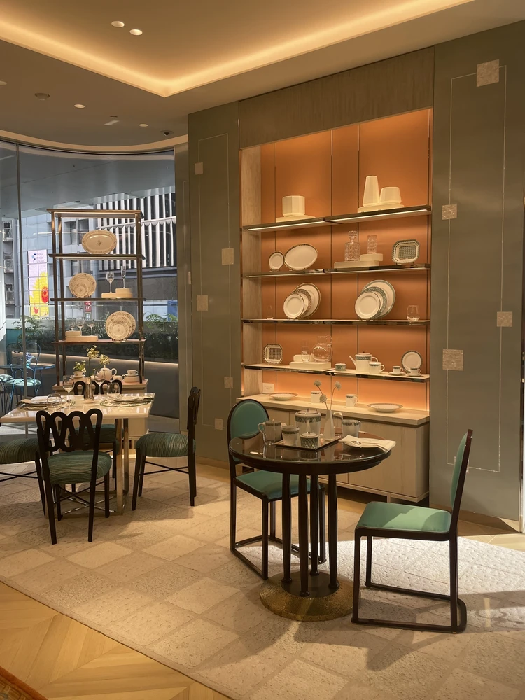 絶対好きになるTiffany Blue Box Café_2