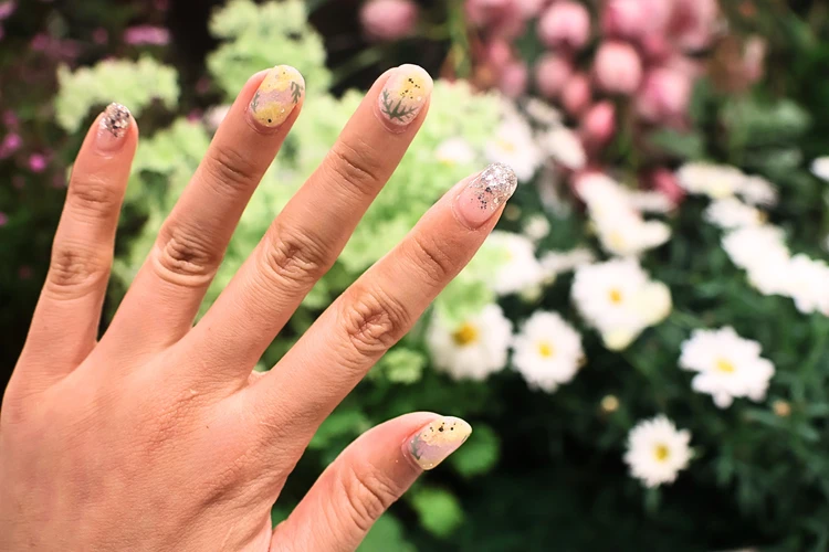 【2026春】指先からブルーミーに♪お花見にときめきネイル2選_1