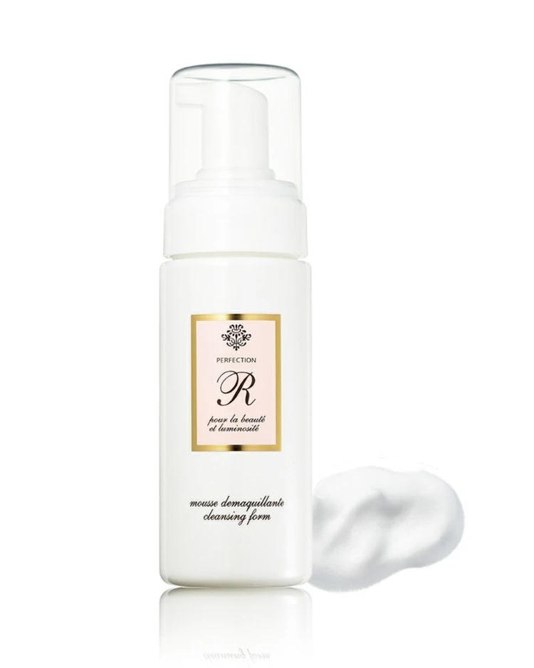 パーフェクショネール クレンジングフォーム 石井美保さんのお守りオスメ