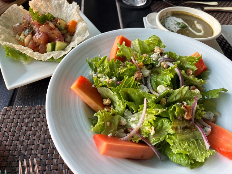 【パラオ旅行④】パラオで人気のレストラン２選🥥_2_1