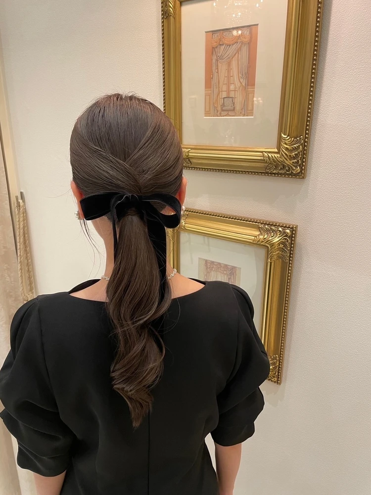 【お呼ばれヘアスタイル】結婚式参列10回以上の私が選ぶ!周りと被らない「褒められヘア」_3