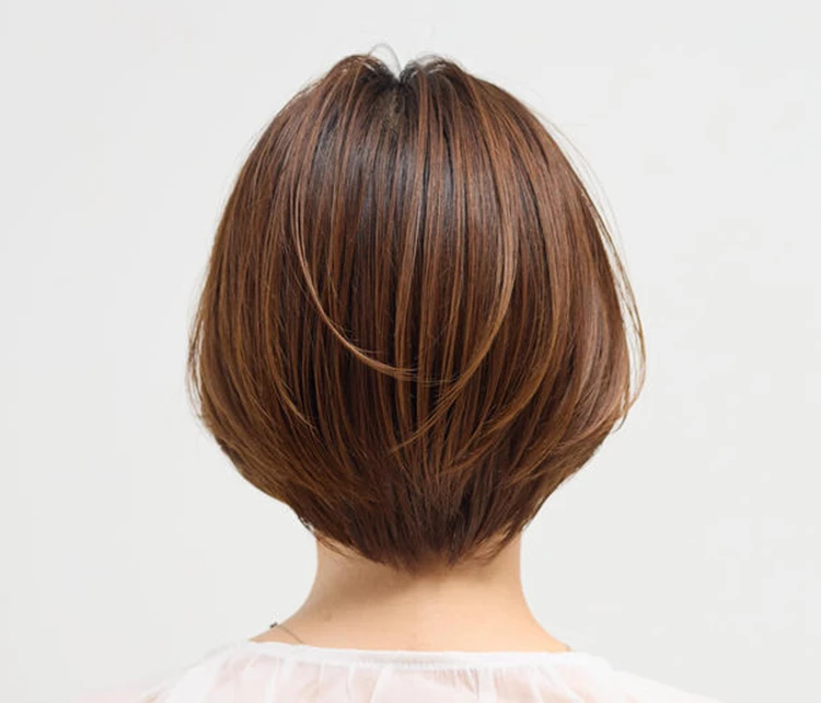 30代ー40代髪型・ショートのバック