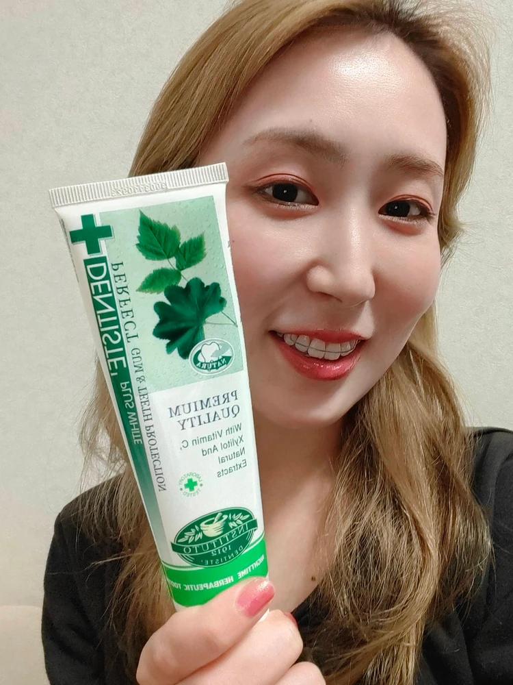 デンティス　DENTISTE　歯磨き粉　タイ