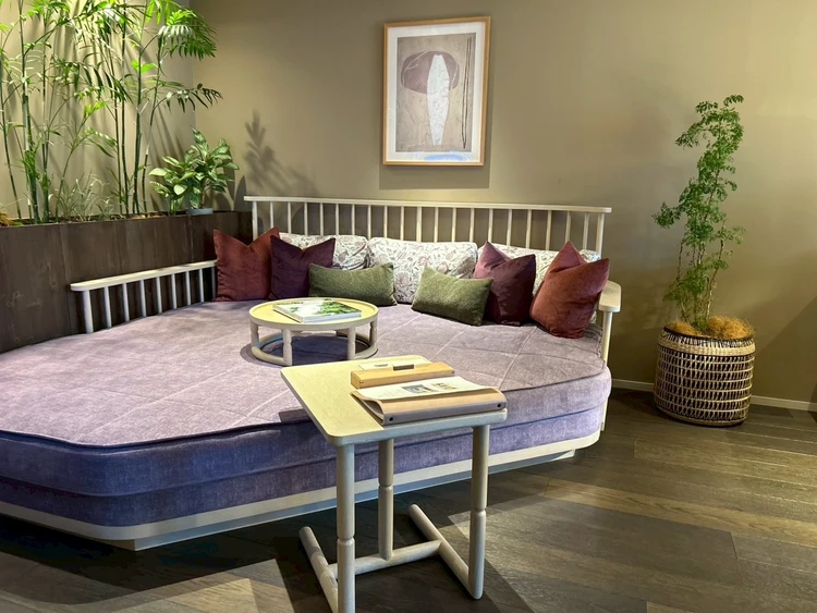 広すぎるソファーエリア