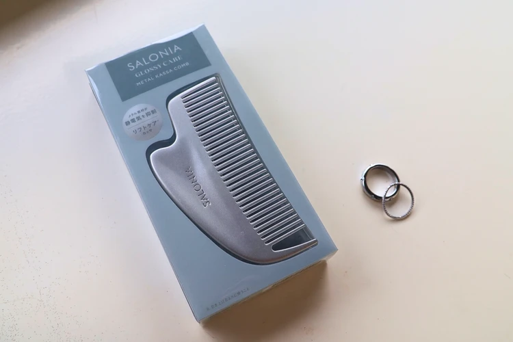 【SALONIA】新発売のカッサコームで美髪！…だけでなく美顔に!?【2025年最新】_2