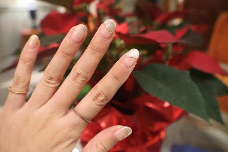 甘さ控えめ大人のハートネイル♡指２本でつくる隠れデザイン_1