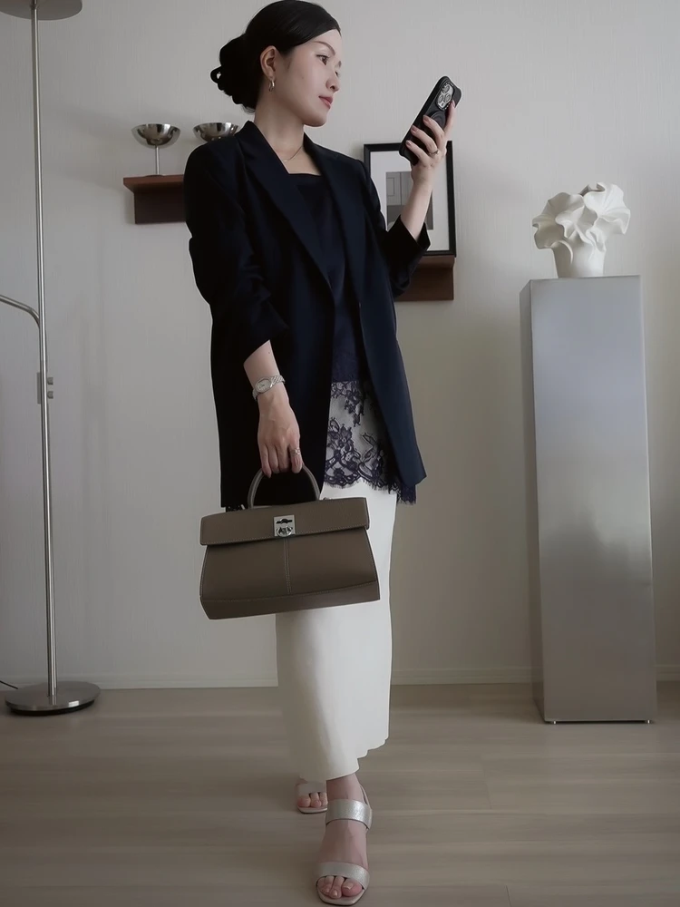 【スワロフスキー】ダイヤ級のきらめきに一目惚れ！プチプラ服も一瞬で高見えする腕時計_8_1