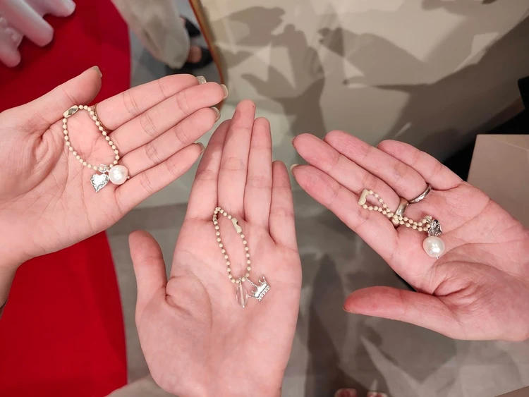 NOJESS オリジナルチャーム