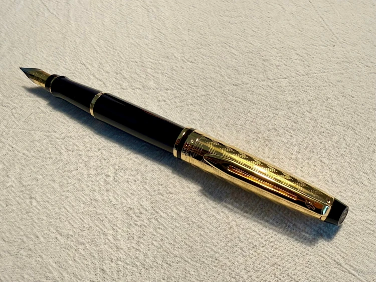 WATERMAN オペラ エキスパートデラックス 万年筆の全体デザイン