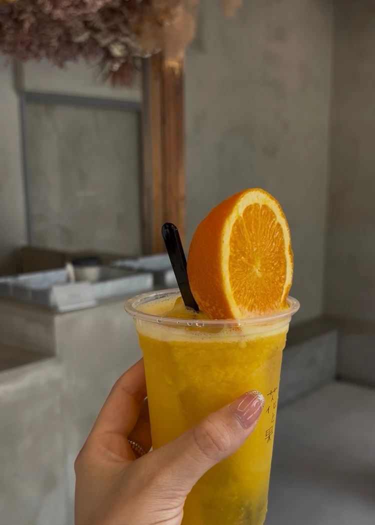 【2025年最新版】湯布院で食べ歩き！女子旅におすすめの絶品グルメ4選【うなぎ・おやき・どら焼き・フルーツジュース】_7_1