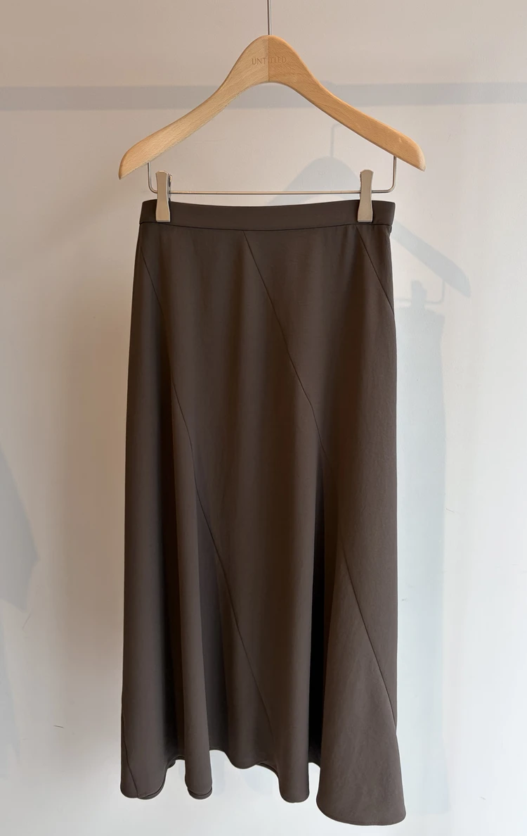 アンタイトル　リラクミスト フレアスカート　￥18700