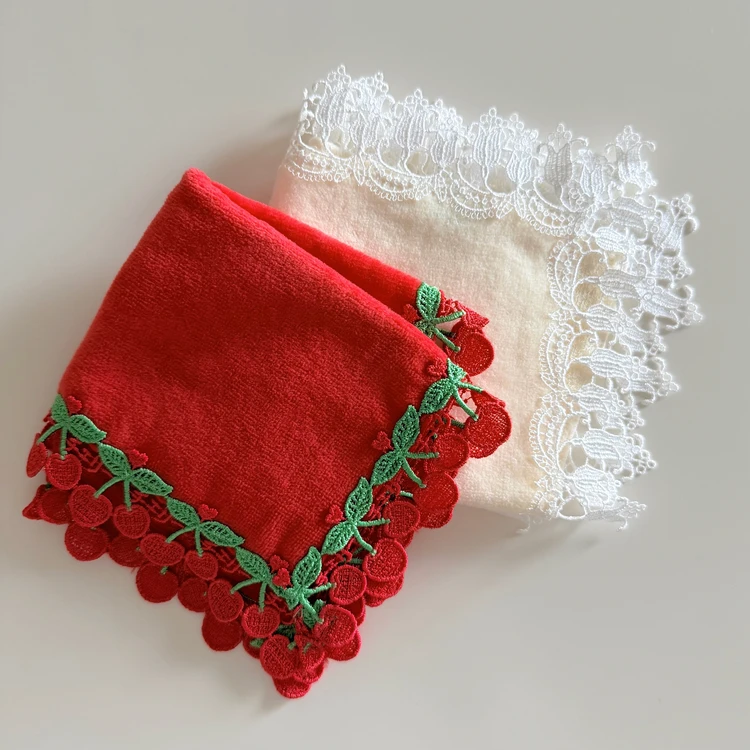 近沢レース店 タオルハンカチ さくらんぼ 季節限定 シーズンタオル