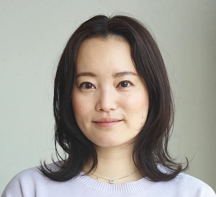 30代ー40代髪型・ミディアムの正面