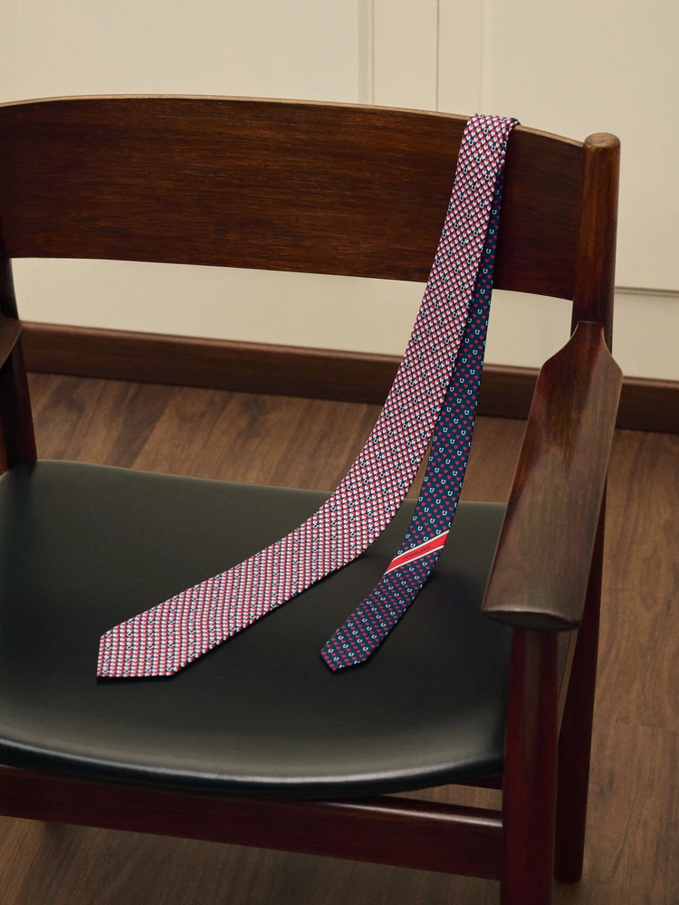 フェラガモ ネクタイ