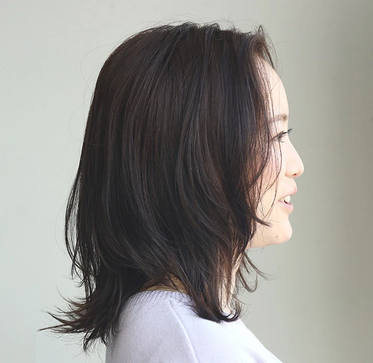 30代ー40代髪型・ミディアムのサイド