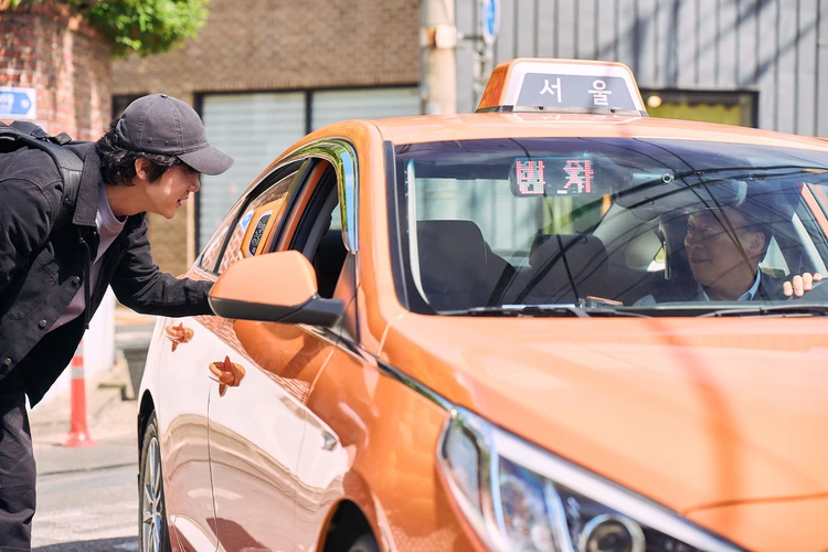 運の悪い日 オ・テク(イ・ソンミン)とクム・ヒョクス(ユ・ヨンソク)2ショット