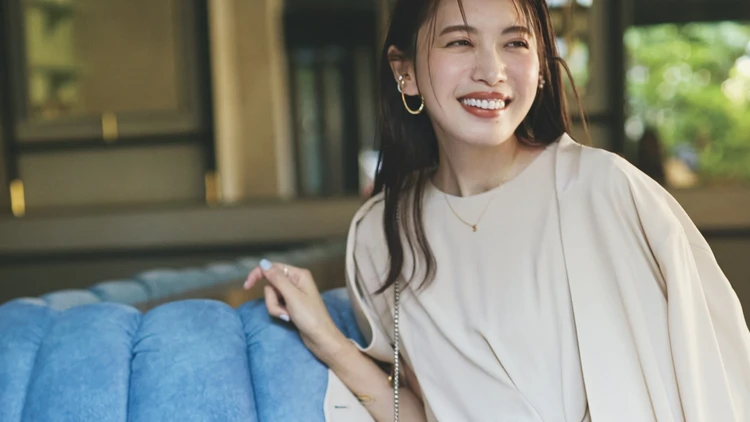 【セットアップコーデ】かぶりにくくてセンスがにじむ着こなしはお呼ばれにも【BAILA今日のコーデ】