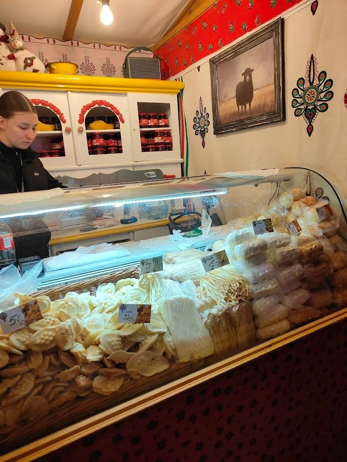 ポーランド ワルシャワ チーズ