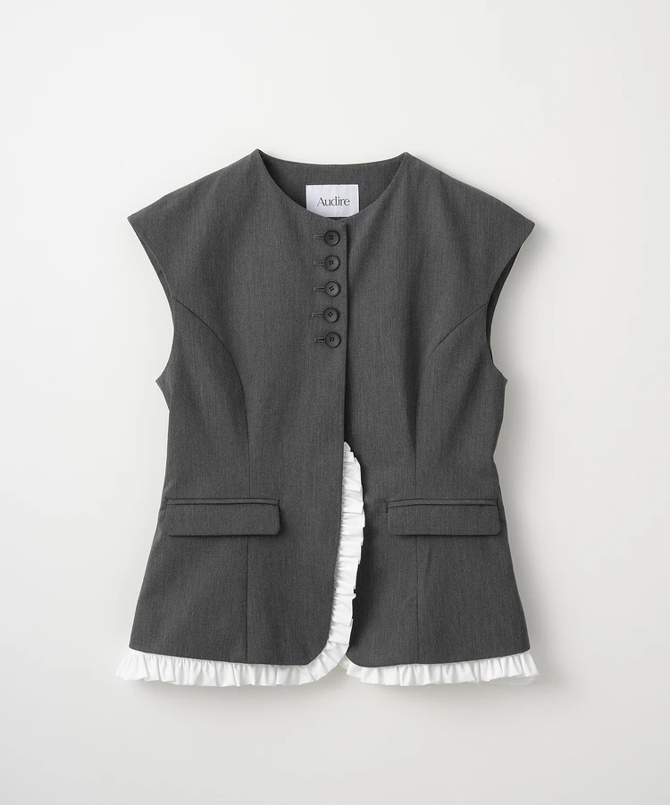 アウディーレ　Frill smart vest　￥27500　Gray