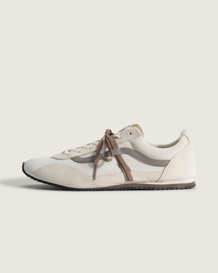 アップデートモデル「Premium Super Lowpro Trainer」