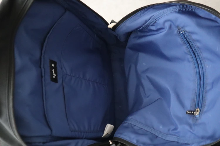 アニエスベー　agnès b.　ナイロン　バックパック　黒　リュック　通勤　30代　おすすめ　ポケット　内側