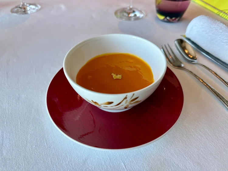 マンダリンオリエンタル東京「センス」　濃厚マンゴープリン