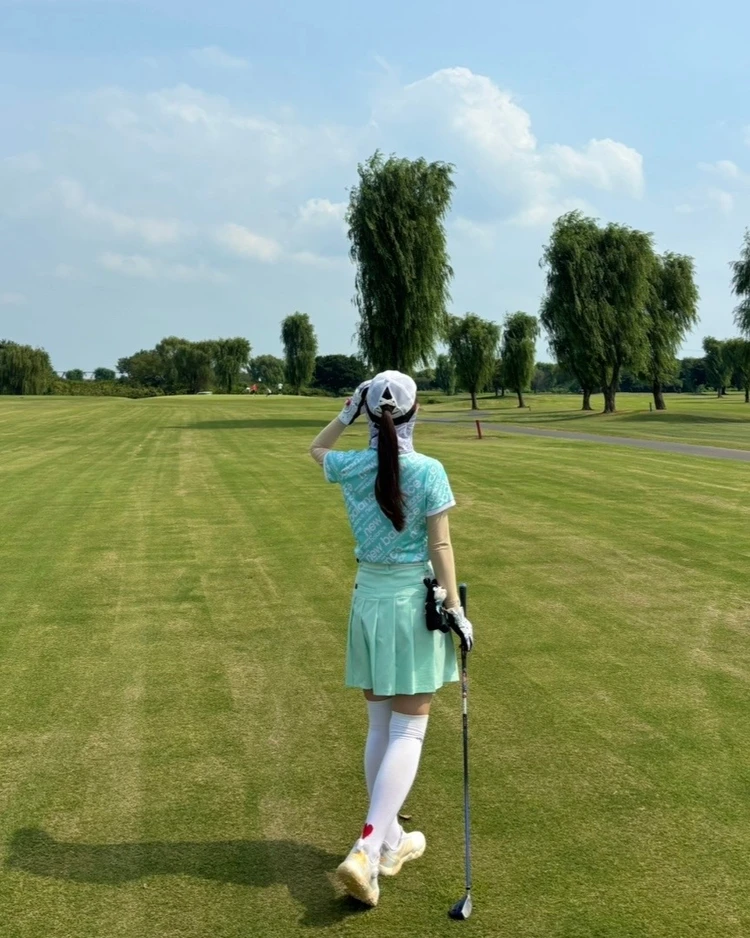 夏ゴルフコーデ