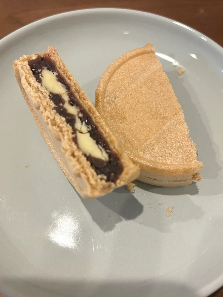 【仙台行くならこれ！】手土産にも自分へのご褒美にもおすすめ！maison cœlacantheのシーラカンスモナカ　実食レビュー_2_2